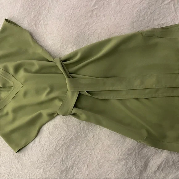 Women's V-Neck Belted Dress - Picture 6 of 6